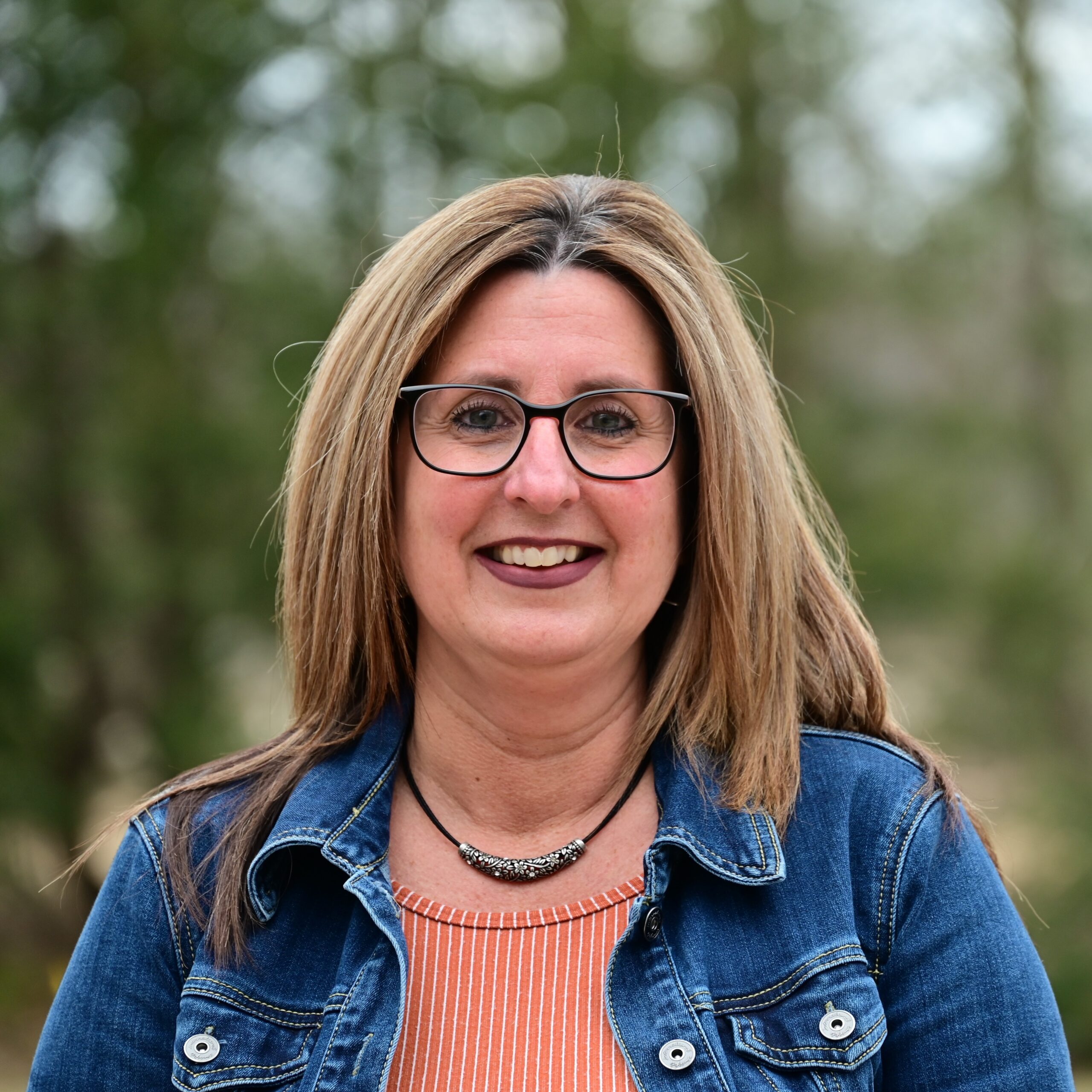 headshot of Lynn Leland.